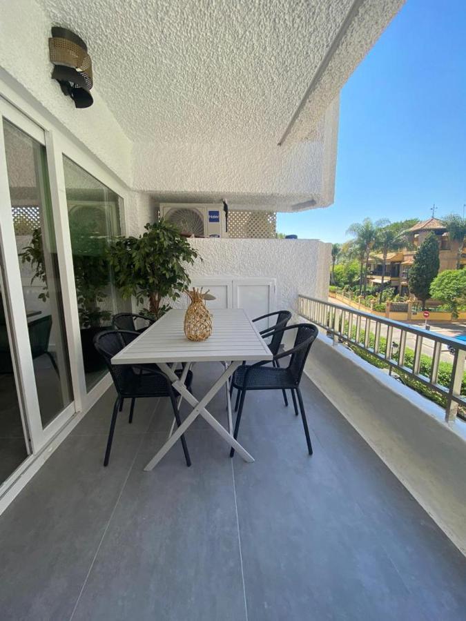 Roy Boston Marbella By Florentia Homes Esterno foto