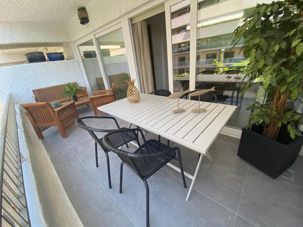 Roy Boston Marbella By Florentia Homes Esterno foto